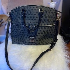 Dooney & Bourke Bag